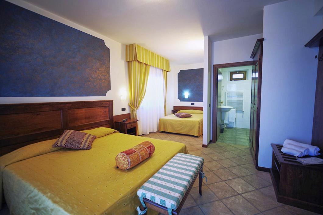 Hotel Ristorante Al Brunello Di מונטלצ'ינו מראה חיצוני תמונה