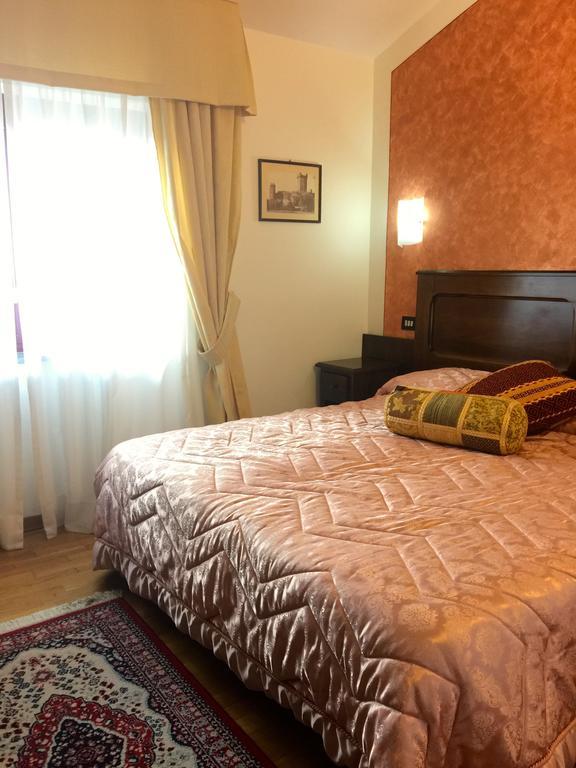 Hotel Ristorante Al Brunello Di מונטלצ'ינו חדר תמונה