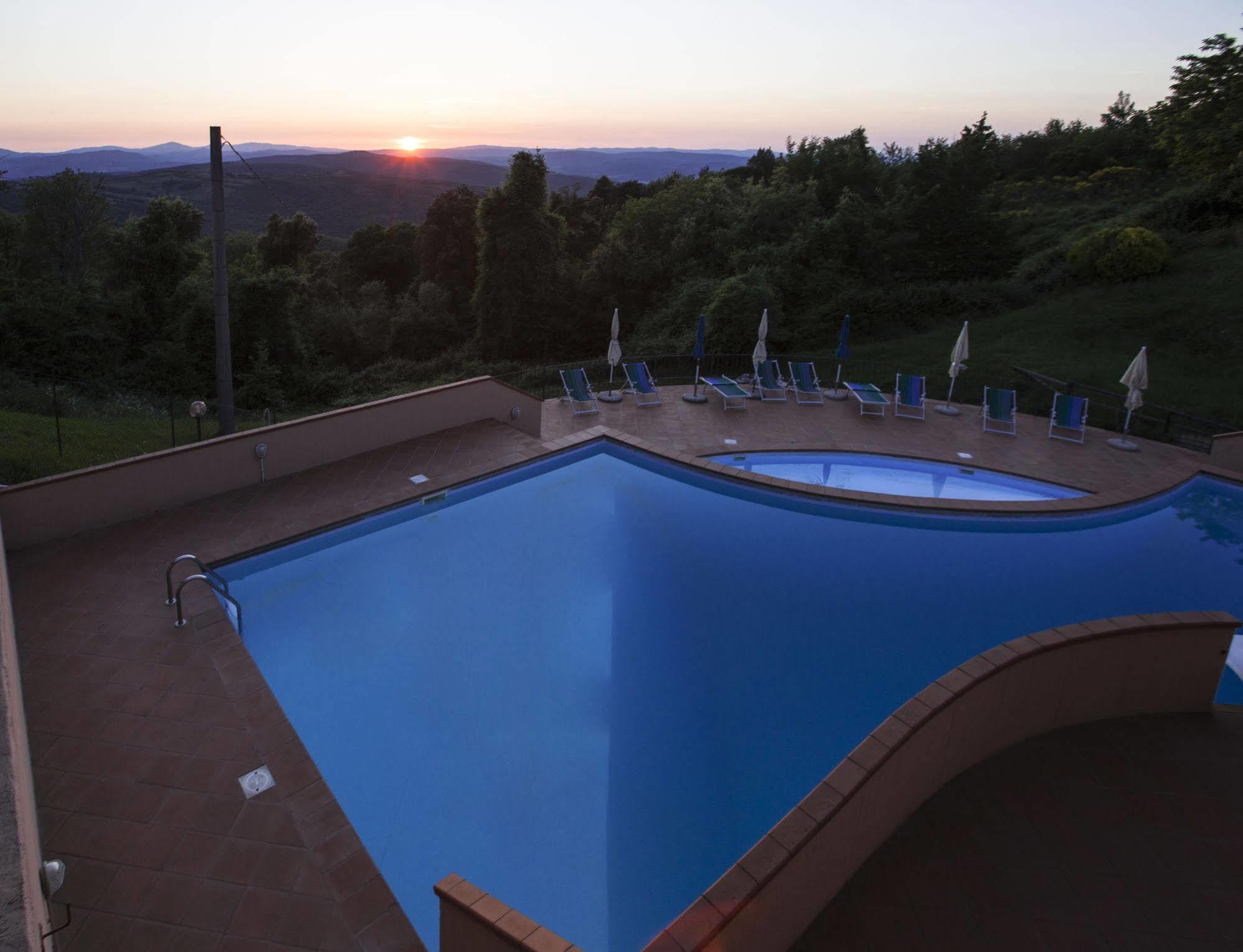 Hotel Ristorante Al Brunello Di מונטלצ'ינו מראה חיצוני תמונה