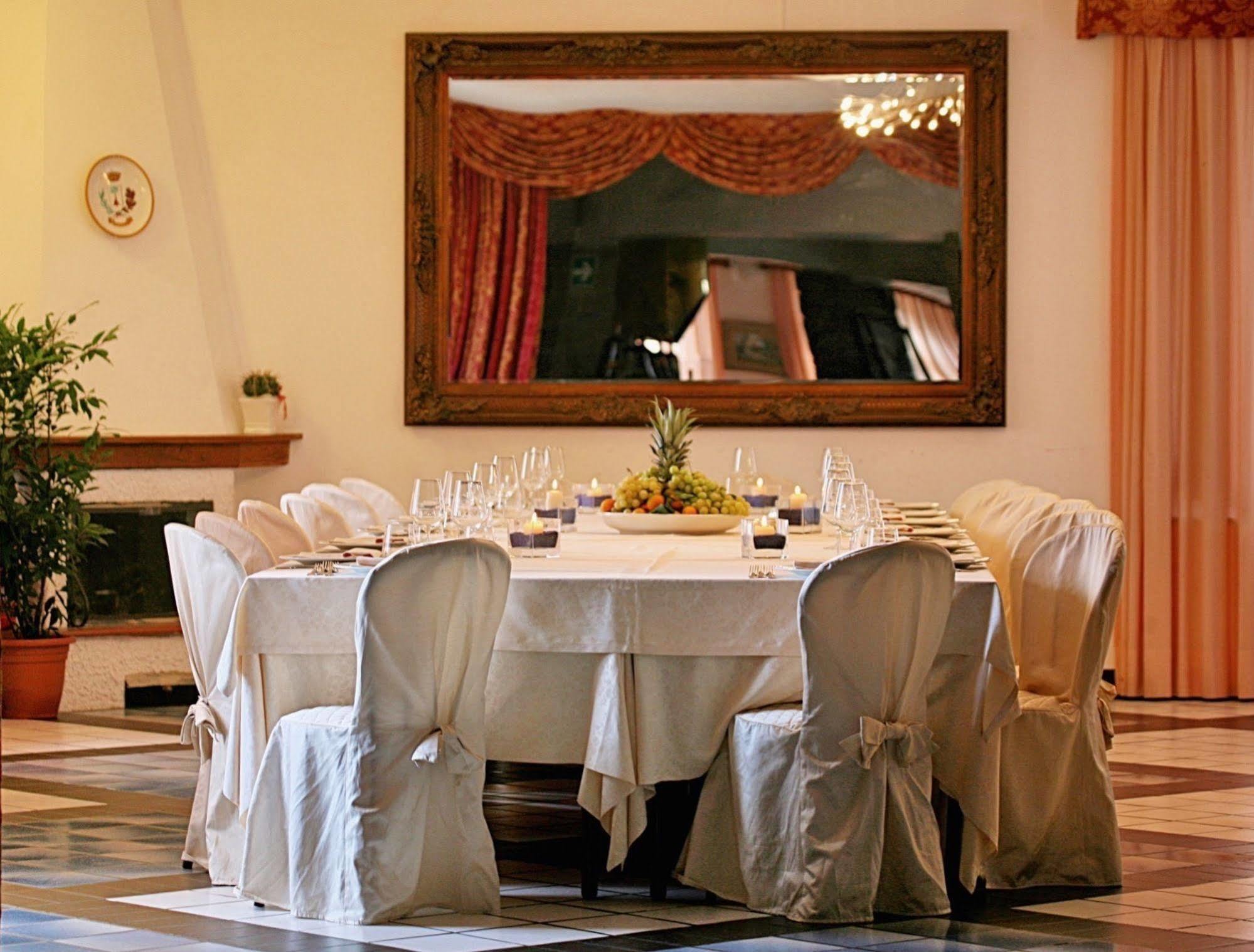 Hotel Ristorante Al Brunello Di מונטלצ'ינו מראה חיצוני תמונה